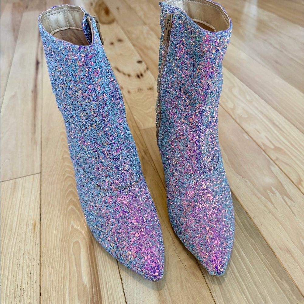 Glitter booties - made in Brazil! Size 6! - Picture 4 of 6
